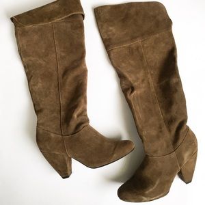 BDG Leather Slouchy boots Size 6.5